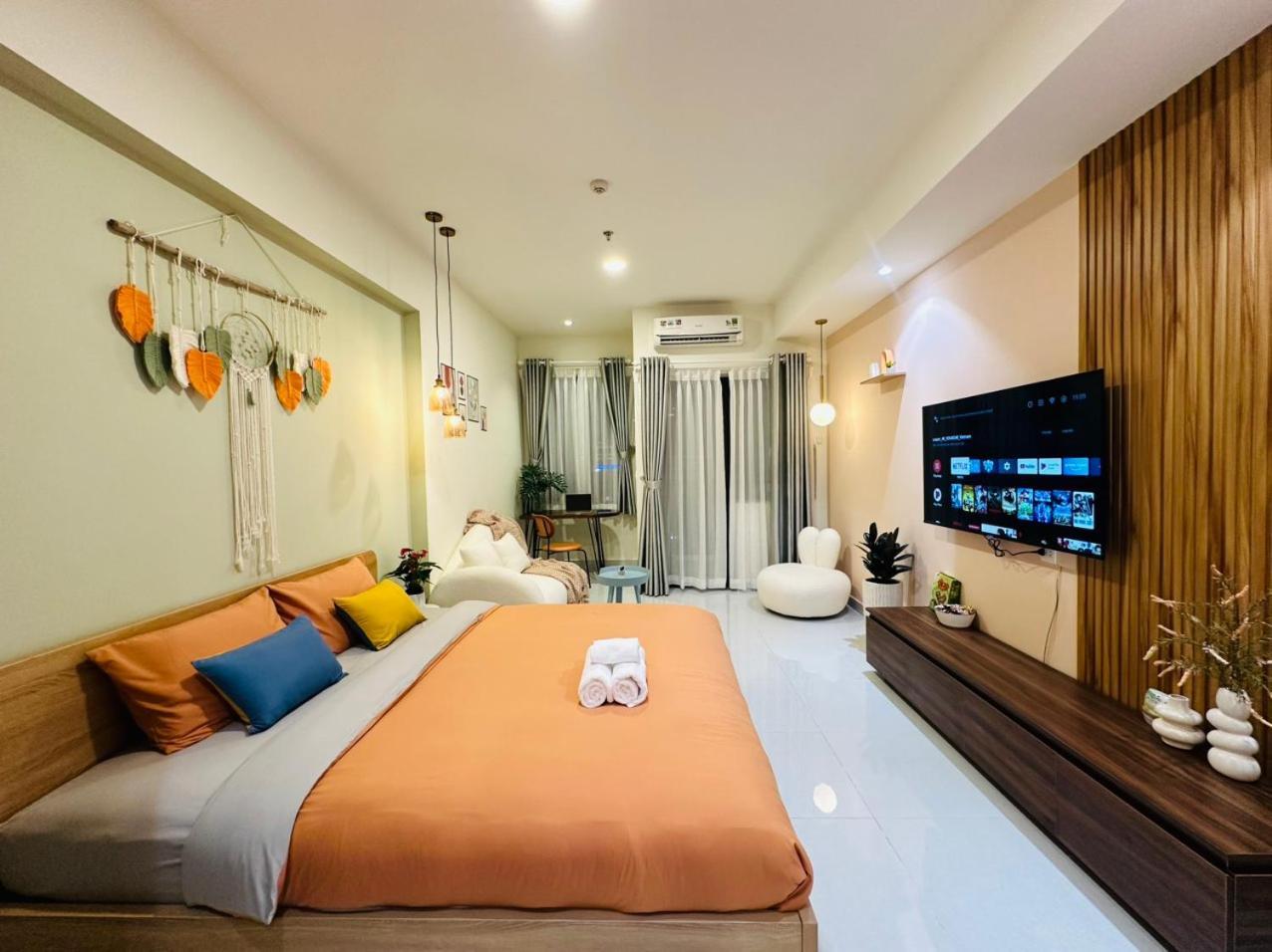 1Bed Studio Superior Condotel In Soho Residence D.1 Ho Chi Minh City Exterior photo