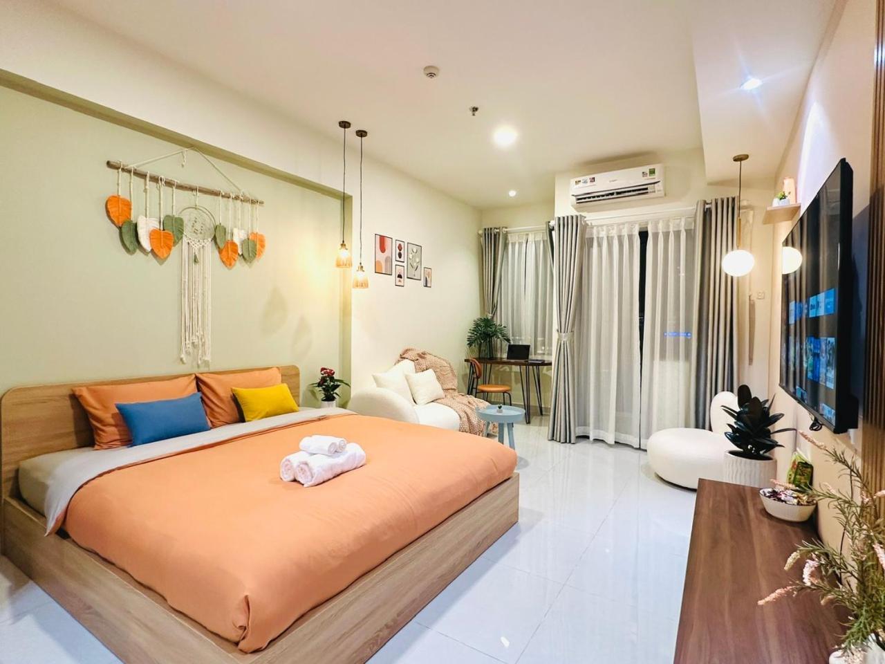 1Bed Studio Superior Condotel In Soho Residence D.1 Ho Chi Minh City Exterior photo